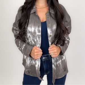 Easel Tie Dye Distressed Shacket